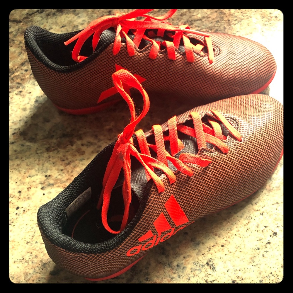 Kids Adidas indoor soccer shoes